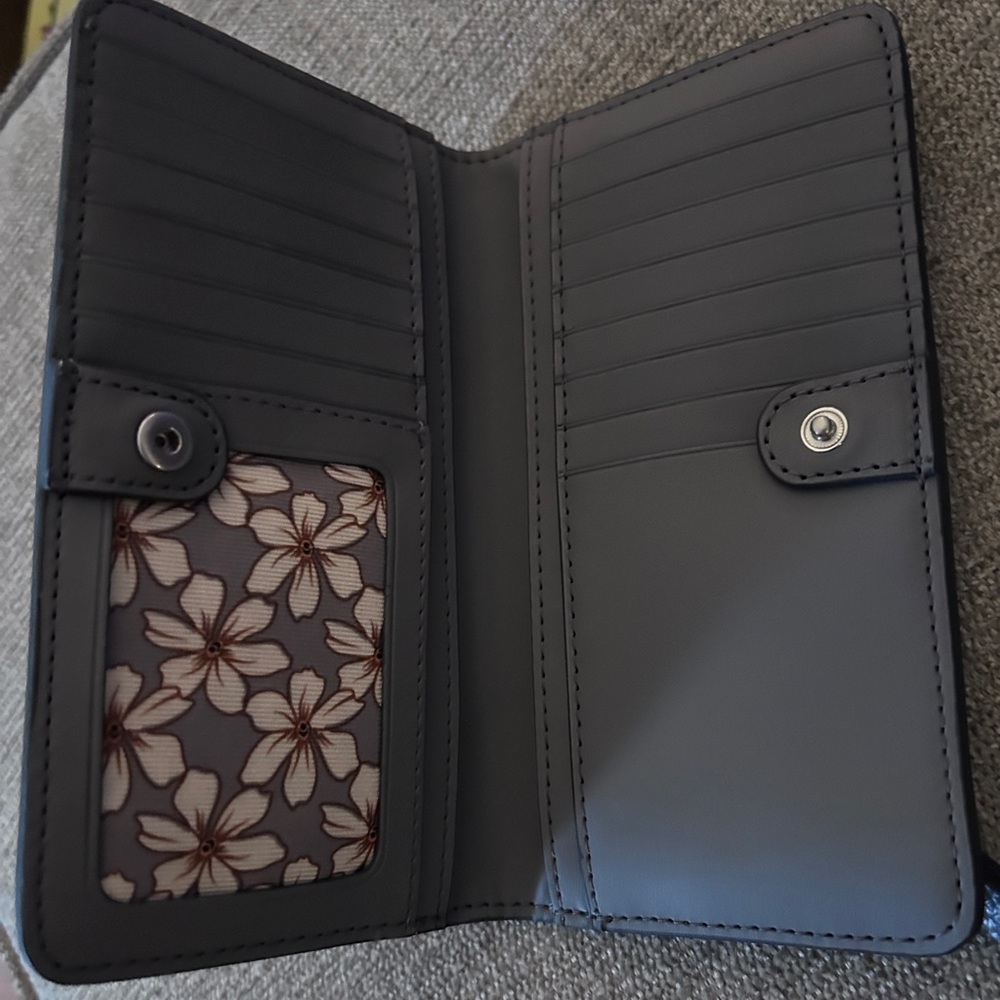 Vera Bradley RFID Tab Wallet
